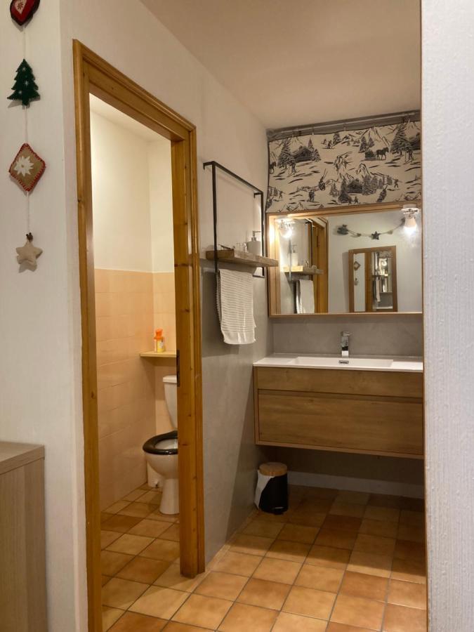 Demi Chalet Le Lachat نوتر دام دو بيلكومبيه المظهر الخارجي الصورة