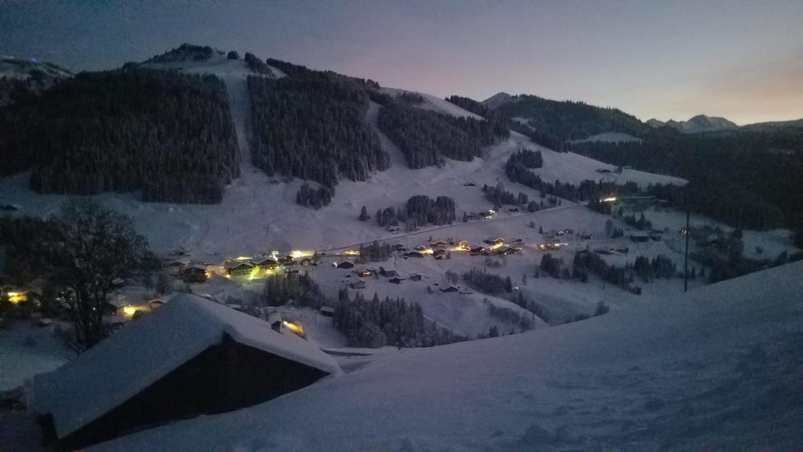 Demi Chalet Le Lachat نوتر دام دو بيلكومبيه المظهر الخارجي الصورة