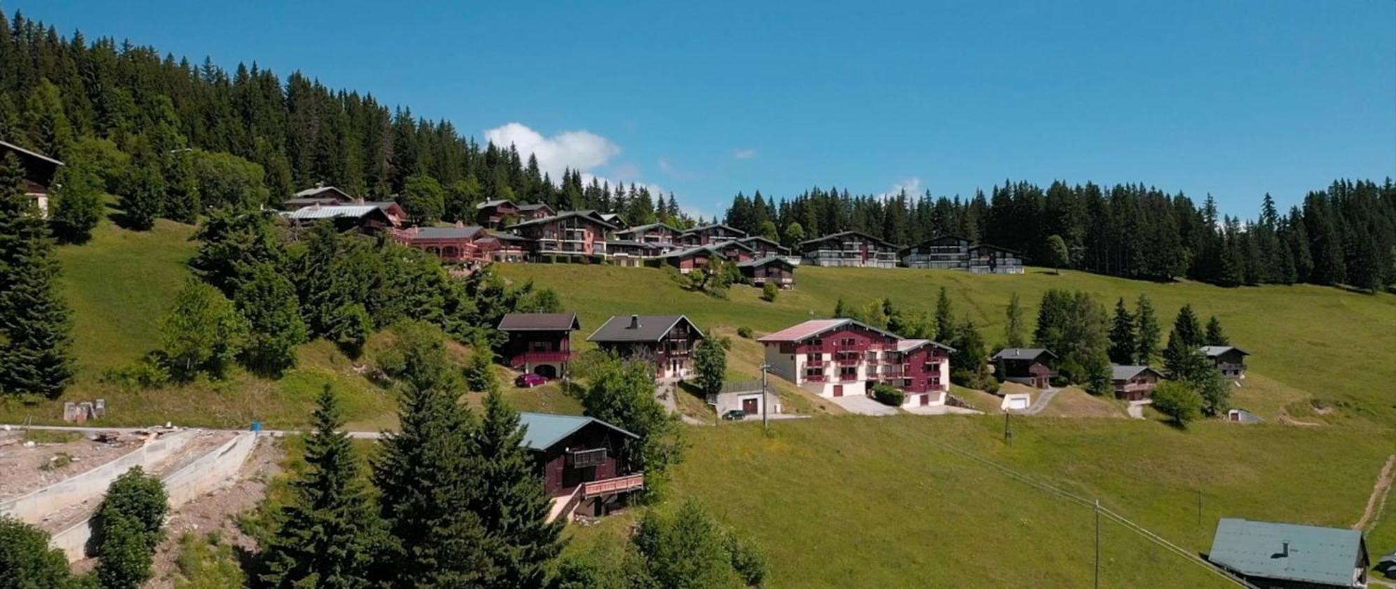 Demi Chalet Le Lachat نوتر دام دو بيلكومبيه المظهر الخارجي الصورة