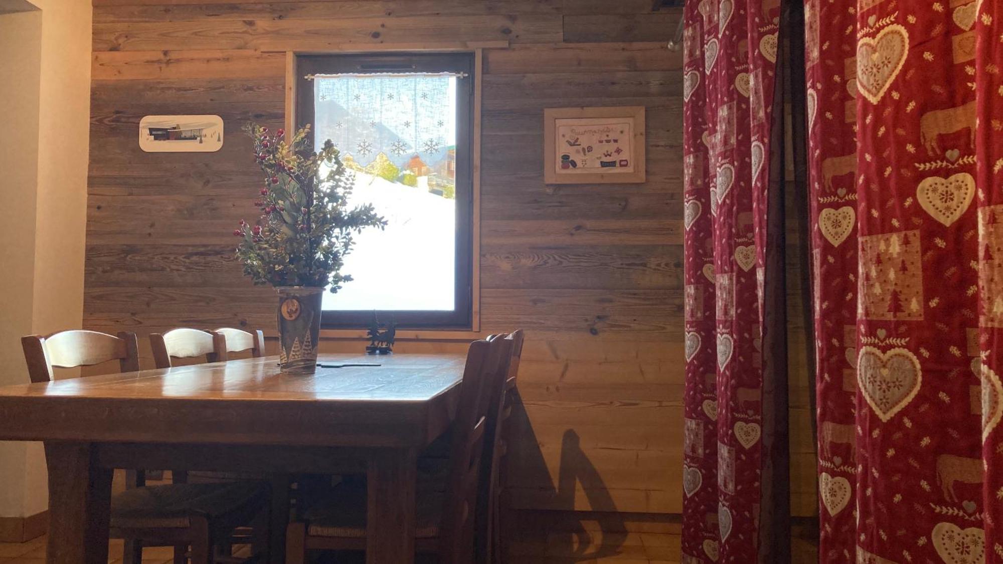 Demi Chalet Le Lachat نوتر دام دو بيلكومبيه المظهر الخارجي الصورة